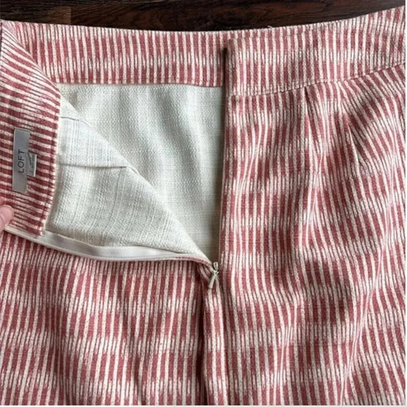 LOFT Pencil Skirt Pink | Pencil Skirt | Business Casual | Professional | Office - Picture 6 of 6